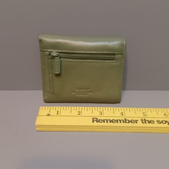 Buxton Genuine Leather Small Tri-fold Wallet - Olive Green - Picture 3 of 5